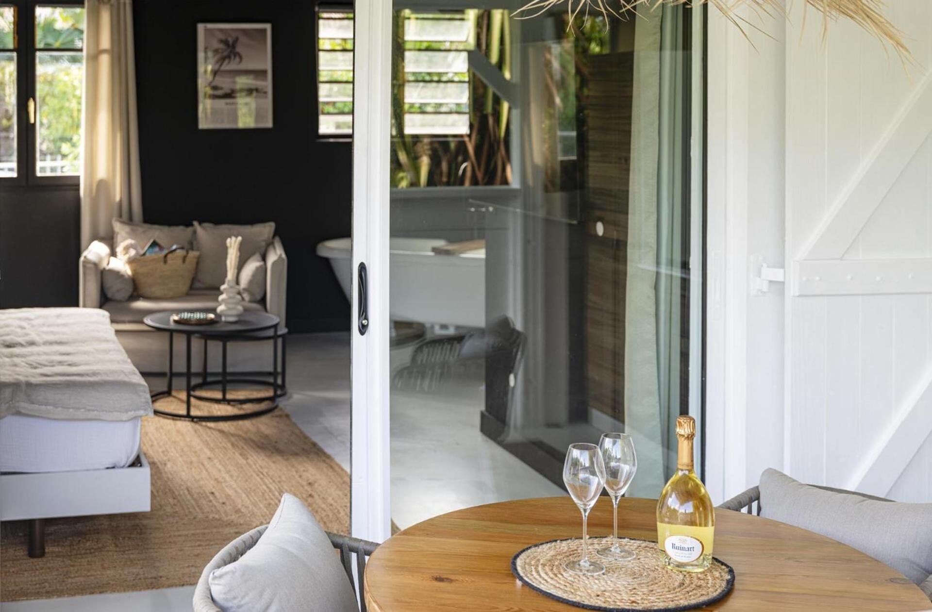 Pomme Cannelle Luxury Suites & Spa Baie-Orientale Eksteriør bilde