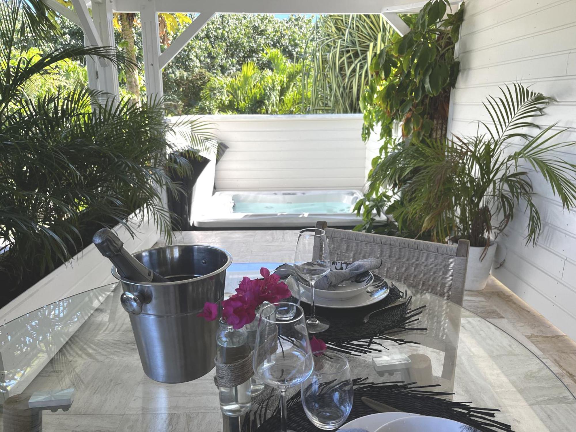 Pomme Cannelle Luxury Suites & Spa Baie-Orientale Rom bilde